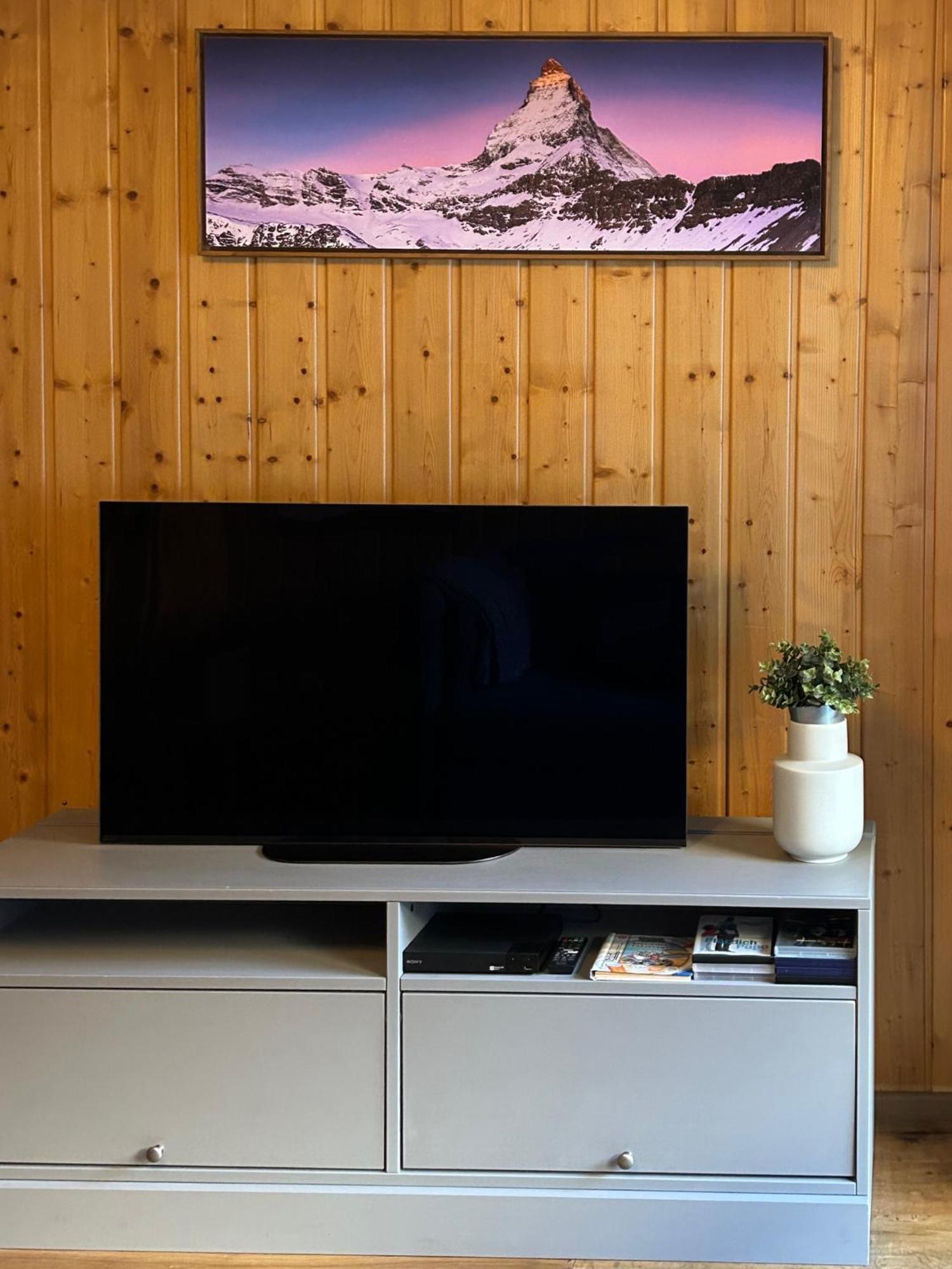 Beautiful Apartment In Zermatt With A Breathtaking View Of The Matterhorn Extérieur photo